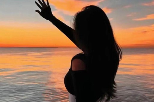 一手好牌打得稀烂这几位婚内出轨的女明星真是让人意外